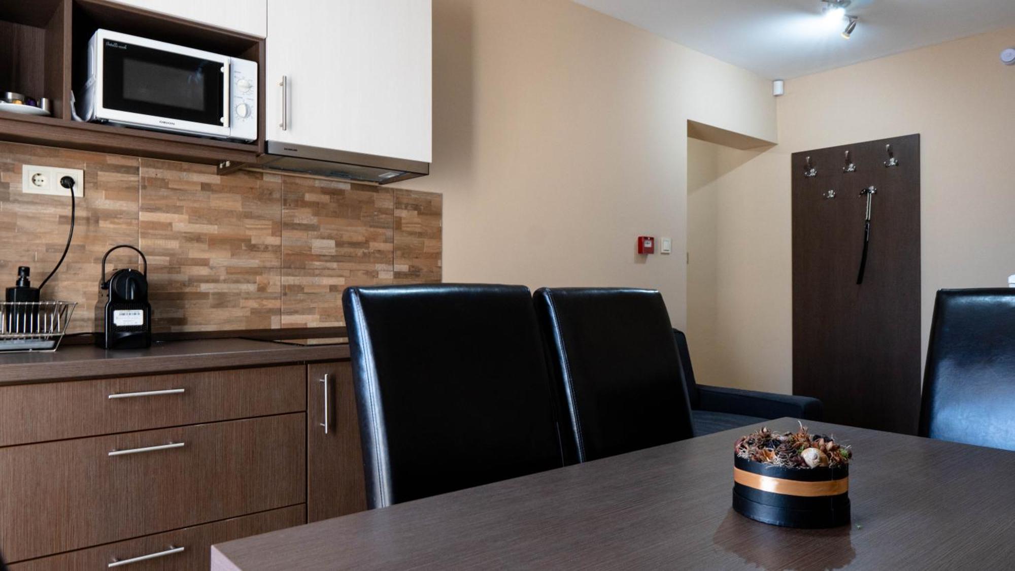 Family Apartman เอปลีนี ภายนอก รูปภาพ